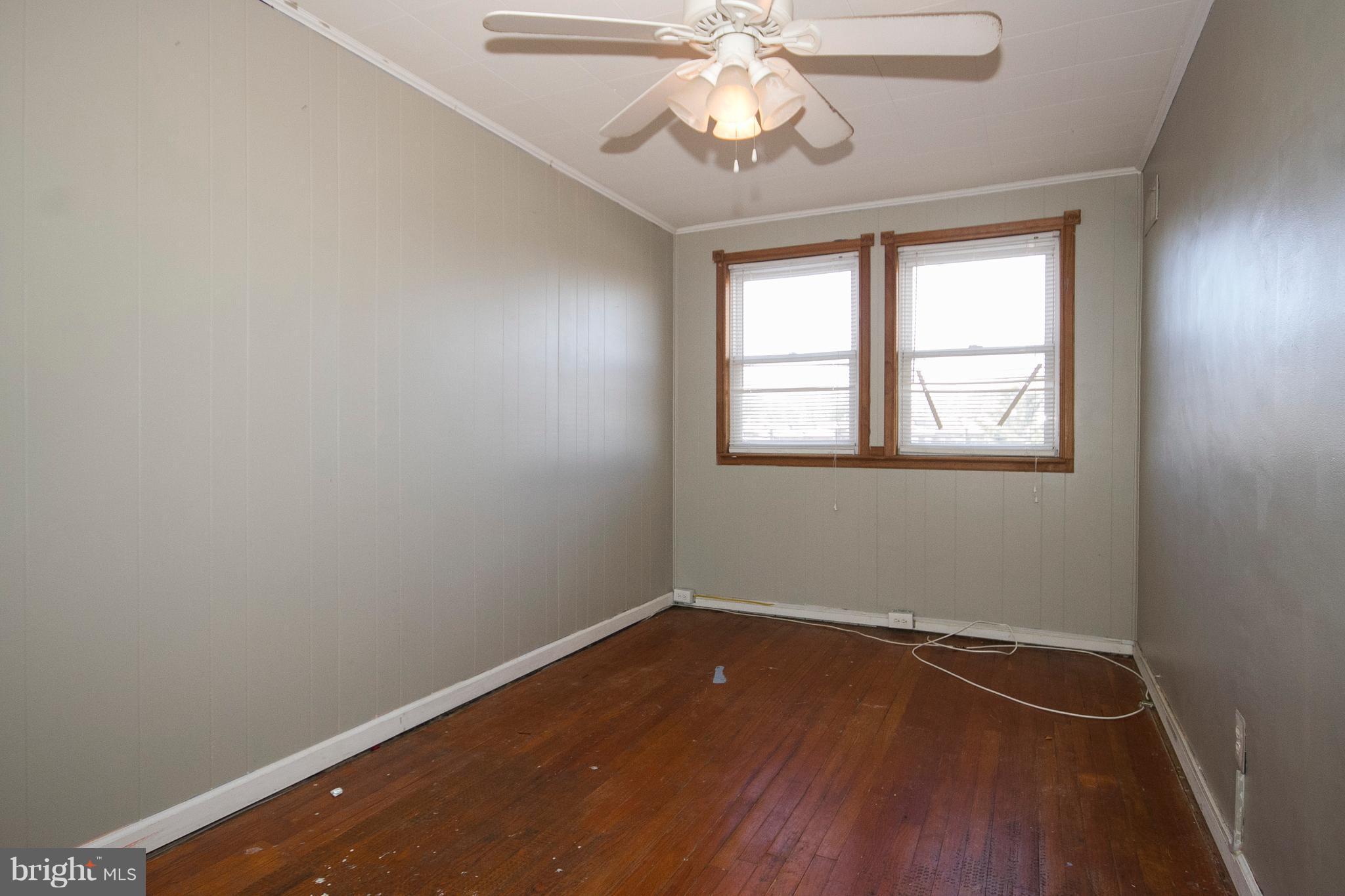 204 Grove Park Road Baltimore, MD 21225 - Photo 18 of 29 Bedroom
