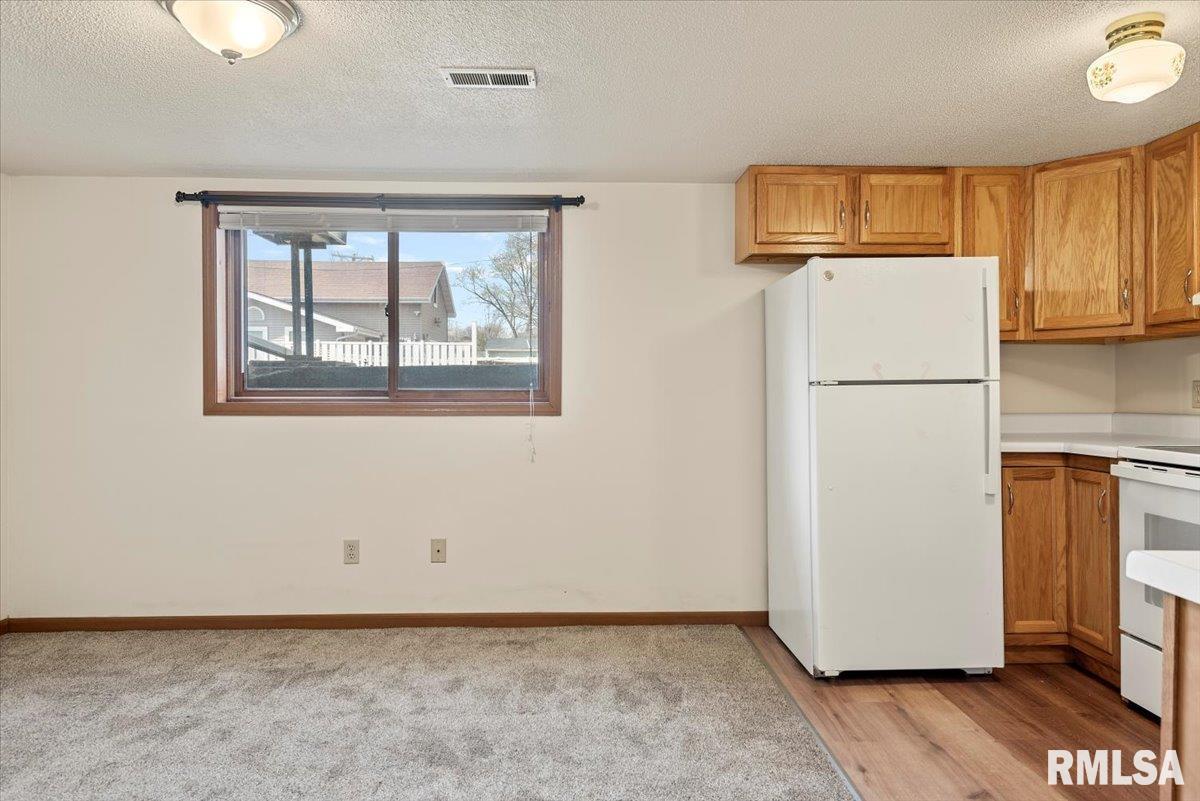 608 New Street Springfield, IL 62704 - Photo 5 of 23