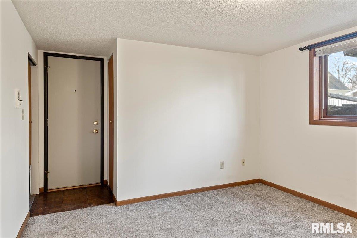 608 New Street Springfield, IL 62704 - Photo 8 of 23