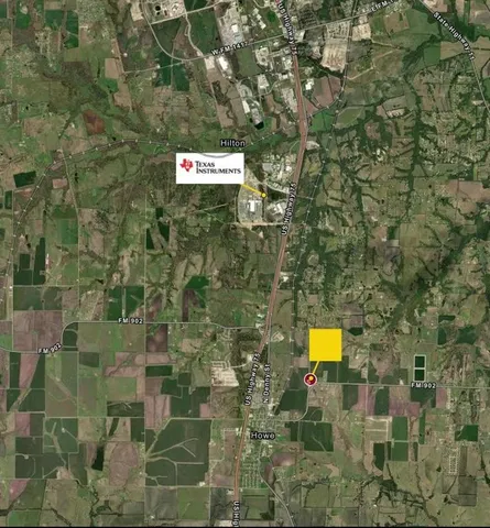 a view of a bathroom