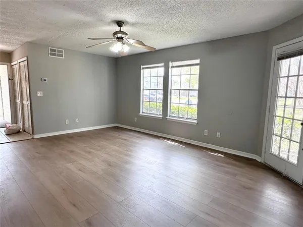 $1,300 | 6064 Westgate Drive, Unit 101, Orlando, FL 32835
