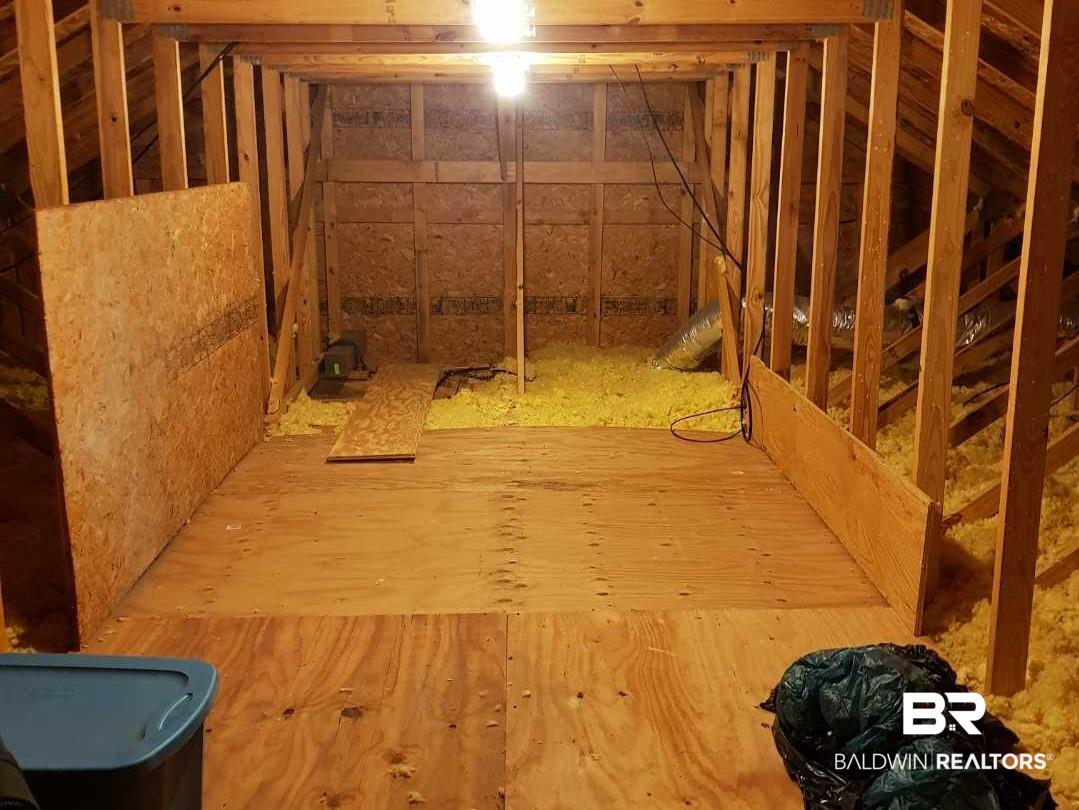 17921 Kingway Road Seminole, AL 36574 - Photo 17 of 29 Large Decked Attic