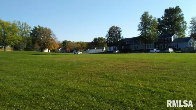 $50,000 | 150 Carriage Hill, Macomb, IL 61455