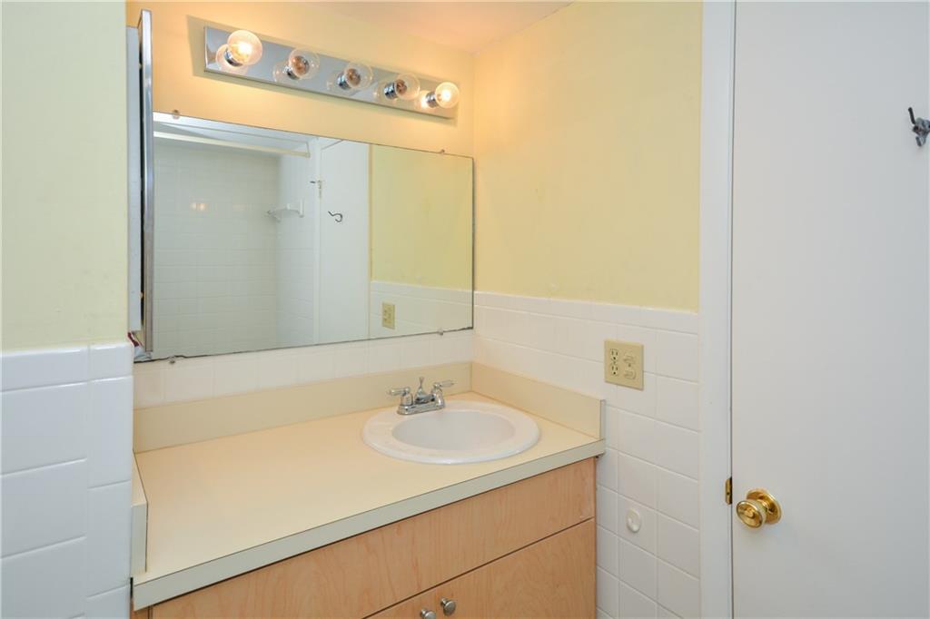 950 South Kanner Highway, Unit TH9 Stuart, FL 34994 - Photo 18 of 33