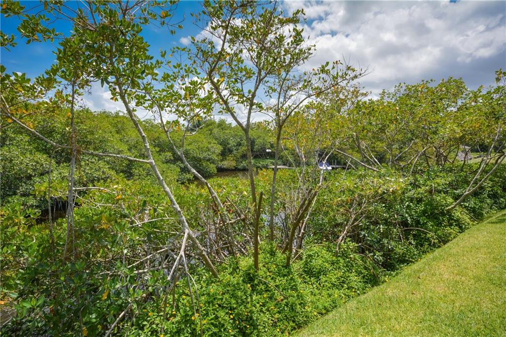 950 South Kanner Highway, Unit TH9 Stuart, FL 34994 - Photo 28 of 33