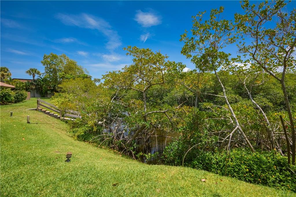 950 South Kanner Highway, Unit TH9 Stuart, FL 34994 - Photo 31 of 33
