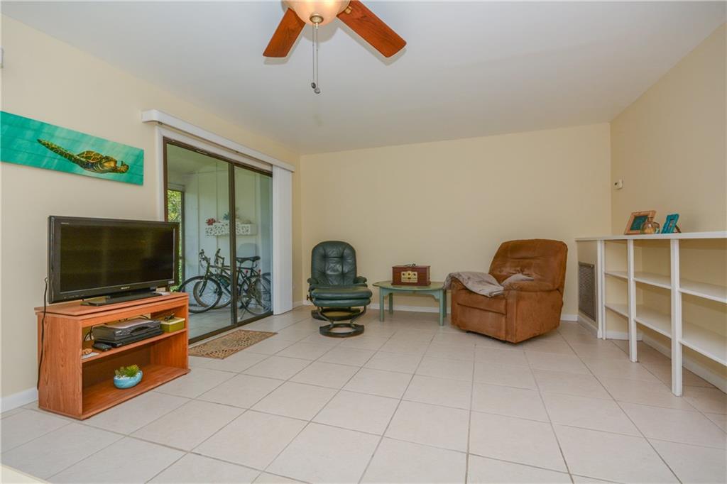 950 South Kanner Highway, Unit TH9 Stuart, FL 34994 - Photo 8 of 33