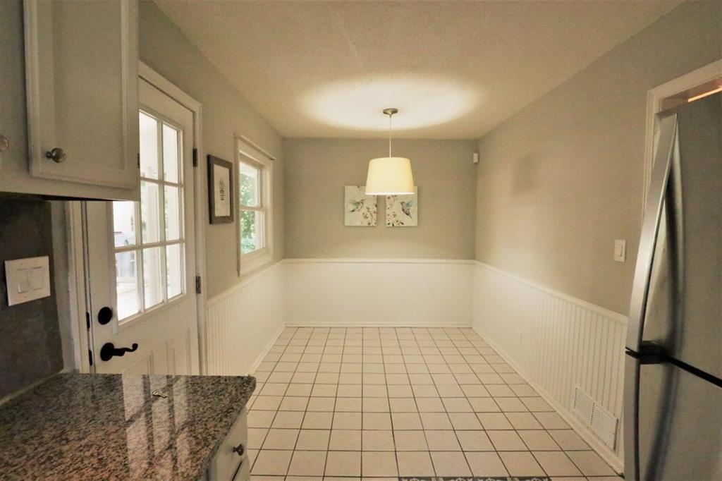 6075 Harleston Road Northeast Sandy Springs, GA 30328 - Photo 3 of 27