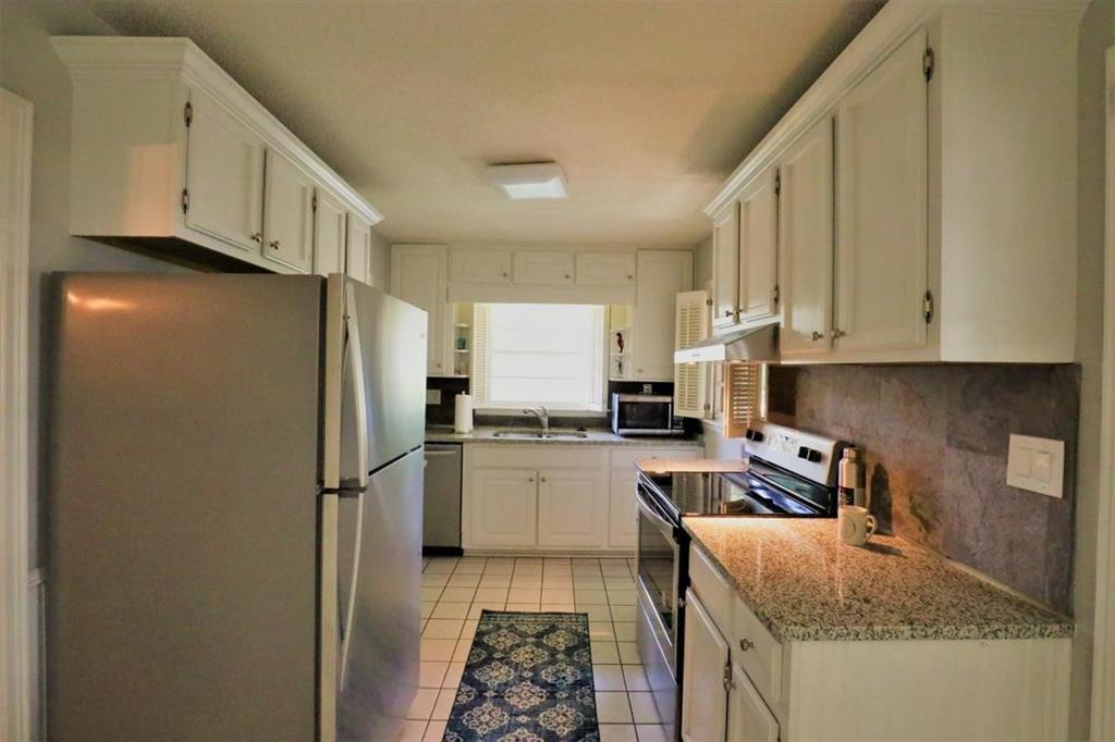 6075 Harleston Road Northeast Sandy Springs, GA 30328 - Photo 7 of 27