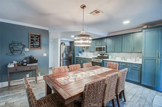 $630,000 | 2119 West Edinger Avenue, Unit A, Santa Ana, CA 92704