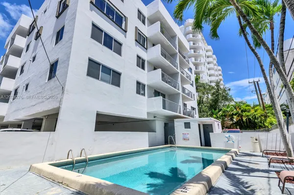 $3,400 | 1605 Bay Road, Unit 308, Miami Beach, FL 33139
