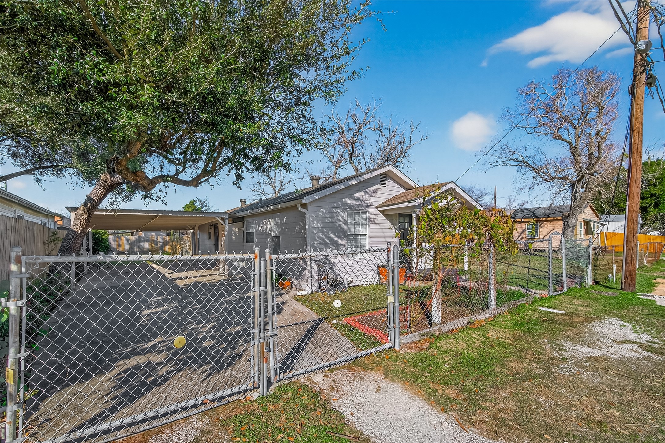 705 Center Street Richmond, TX 77469 - Photo 3 of 36