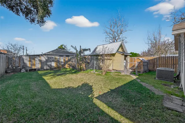 $1,350 | 705 Center Street, Richmond, TX 77469
