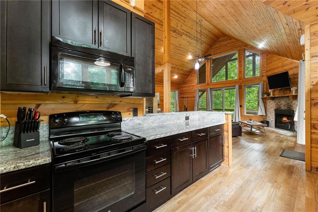 265 Maple Rdg Drive Cleveland, GA 30528 - Photo 6 of 41