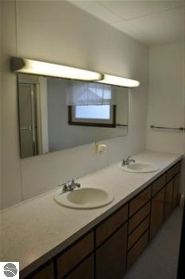 3241 North Coleman Road Coleman, MI 48618 - Photo 4 of 6 1775552-3.JPG
