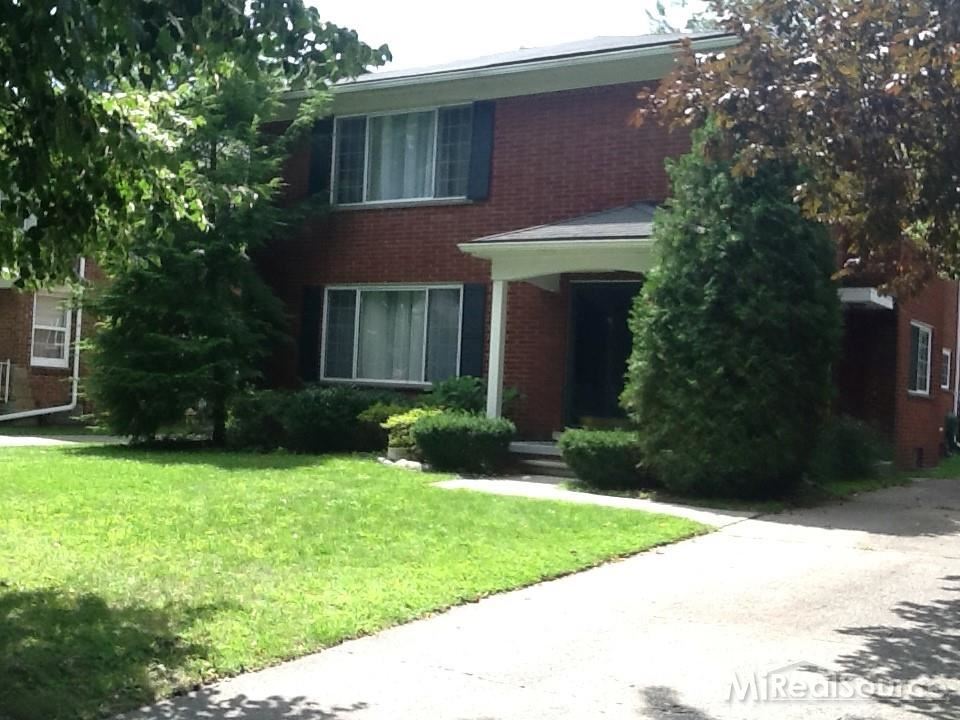 897 Harcourt Road Grosse Pointe, MI 48230 - Photo 2 of 4 31204735-1.JPG