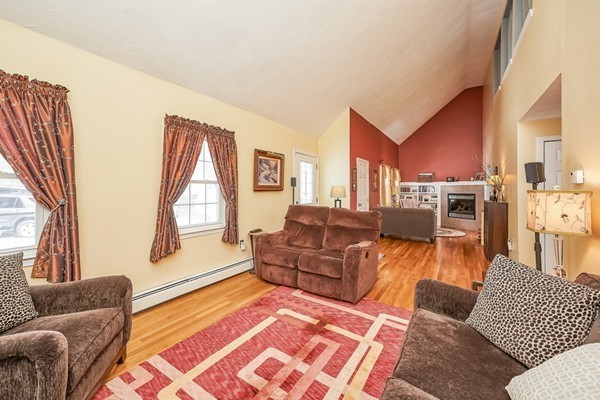 724 Great Road Littleton, MA 01460 - Photo 5 of 30 Gallery Image 5