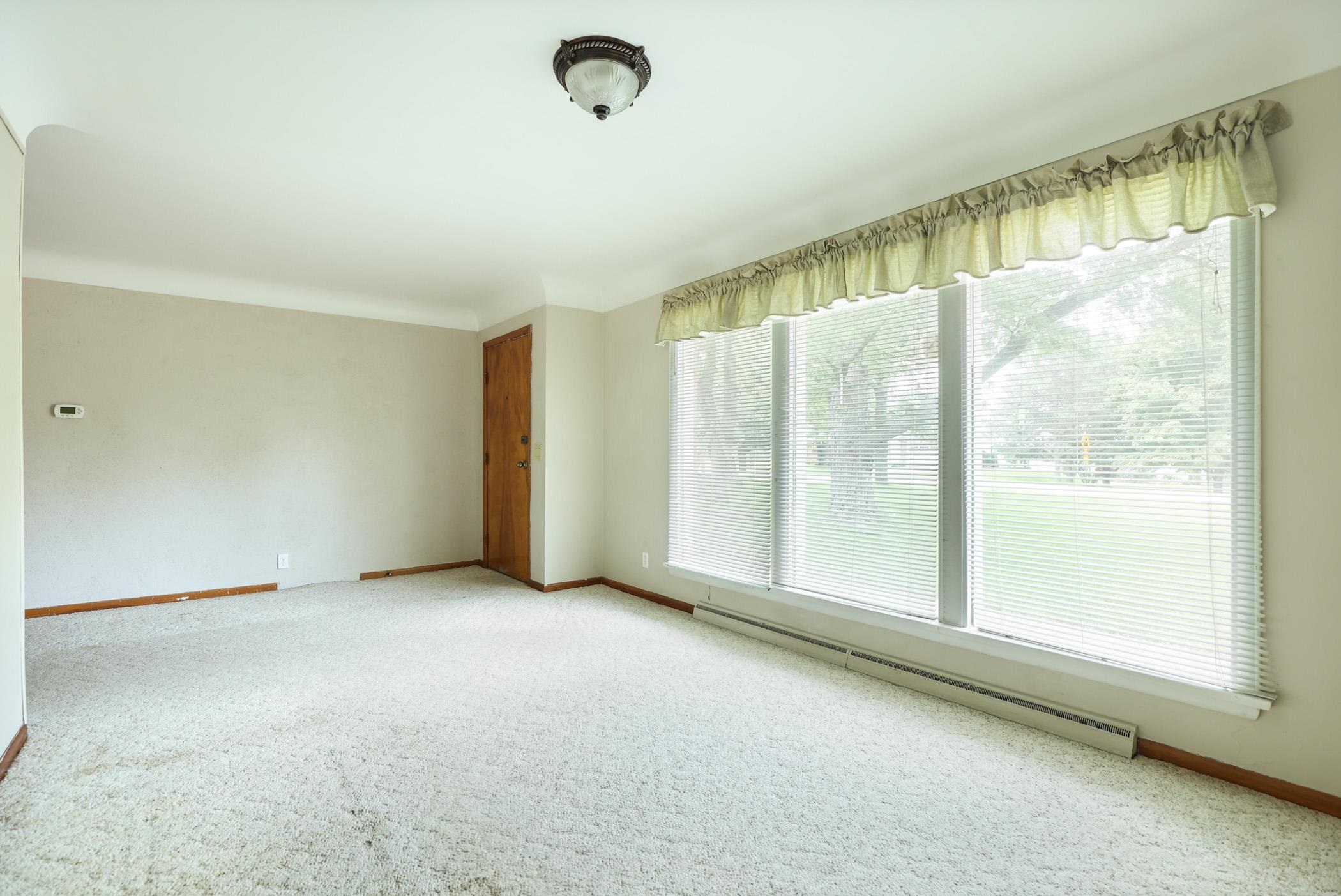 4847 Cottrell Road Vassar, MI 48768 - Photo 7 of 35 50117591-6.JPG