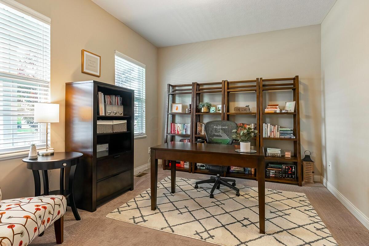 3975 Trail Ridge Drive Columbus, OH 43228 - Photo 4 of 37 Private Office
