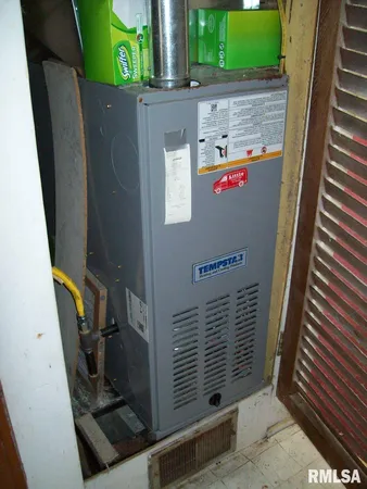 $29,000 | 511 3rd Street, Manchester, IL 62082