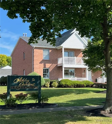 $210,000 | 30 Georgian Lane, Unit C, Amherst, NY 14221