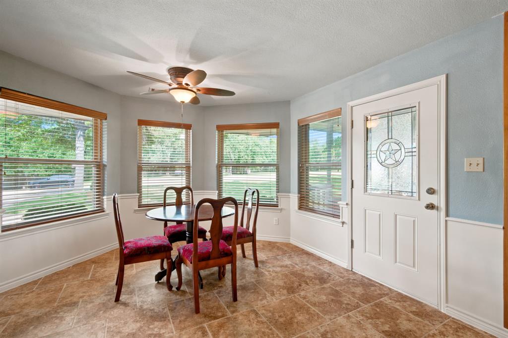 305 Bent Oak Road Weatherford, TX 76086 - Photo 16 of 35 Access to front porch and garage area