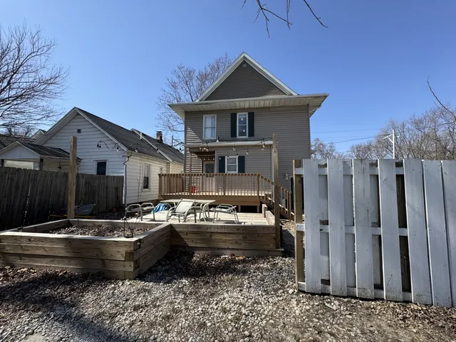 $174,900 | 919 North Lee Street, Bloomington, IL 61701