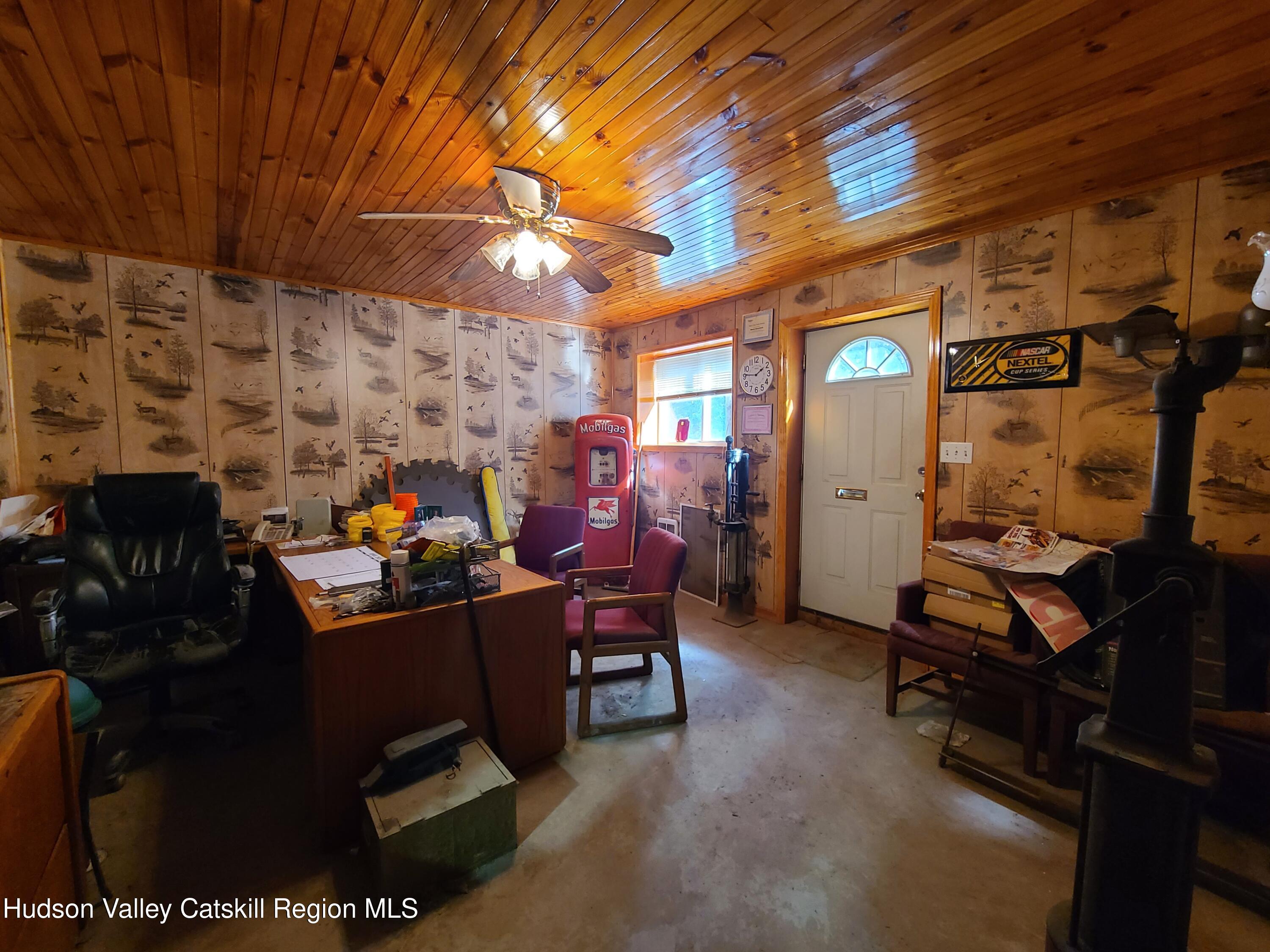 26-48 Hook Road Sparrow Bush, NY 12780 - Photo 25 of 32 a room with furniture
