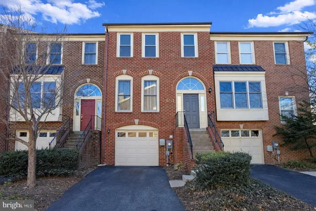 $3,000 | 1525 Templeton Place, Rockville, MD 20852