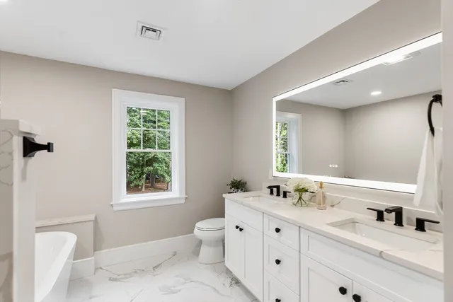 $2,290,000 | 12 Pleasant Street, Burlington, MA 01803