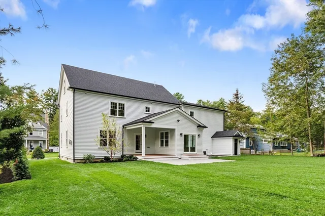 $2,290,000 | 12 Pleasant Street, Burlington, MA 01803