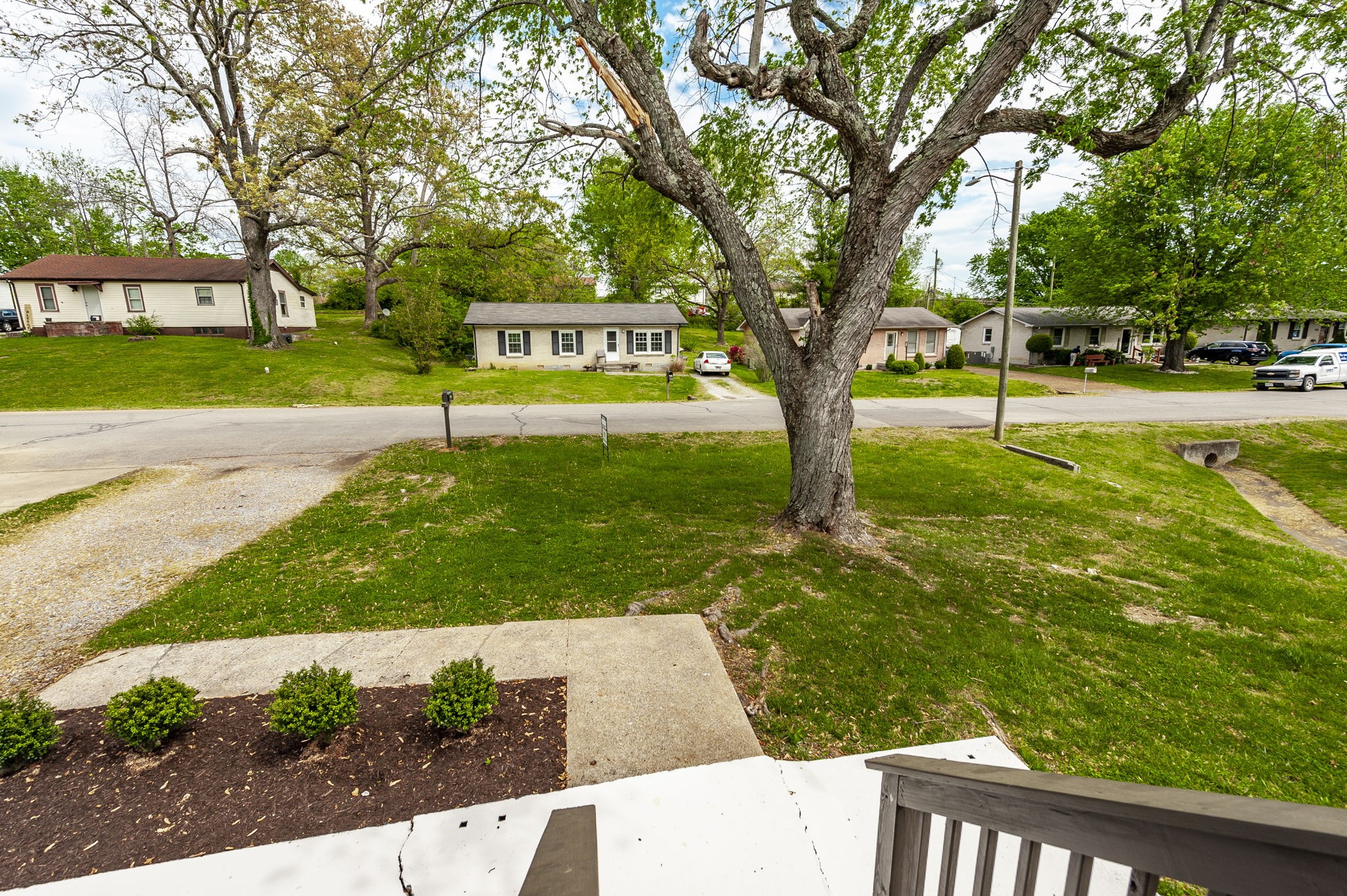 709 Perry Drive Springfield, TN 37172 - Photo 5 of 37