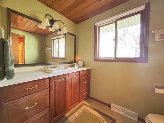 $380,000 | 1553 Rustic Ridge Court, Green Bay, WI 54311