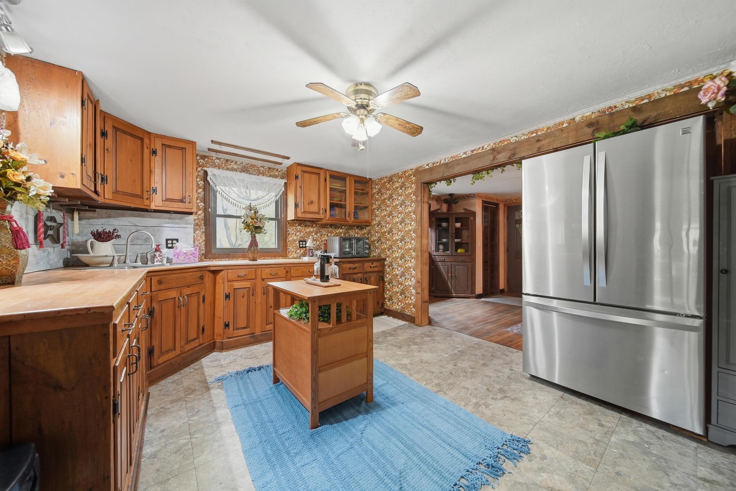 9 Lamb Road Nashua, NH 03062 - Photo 12 of 52