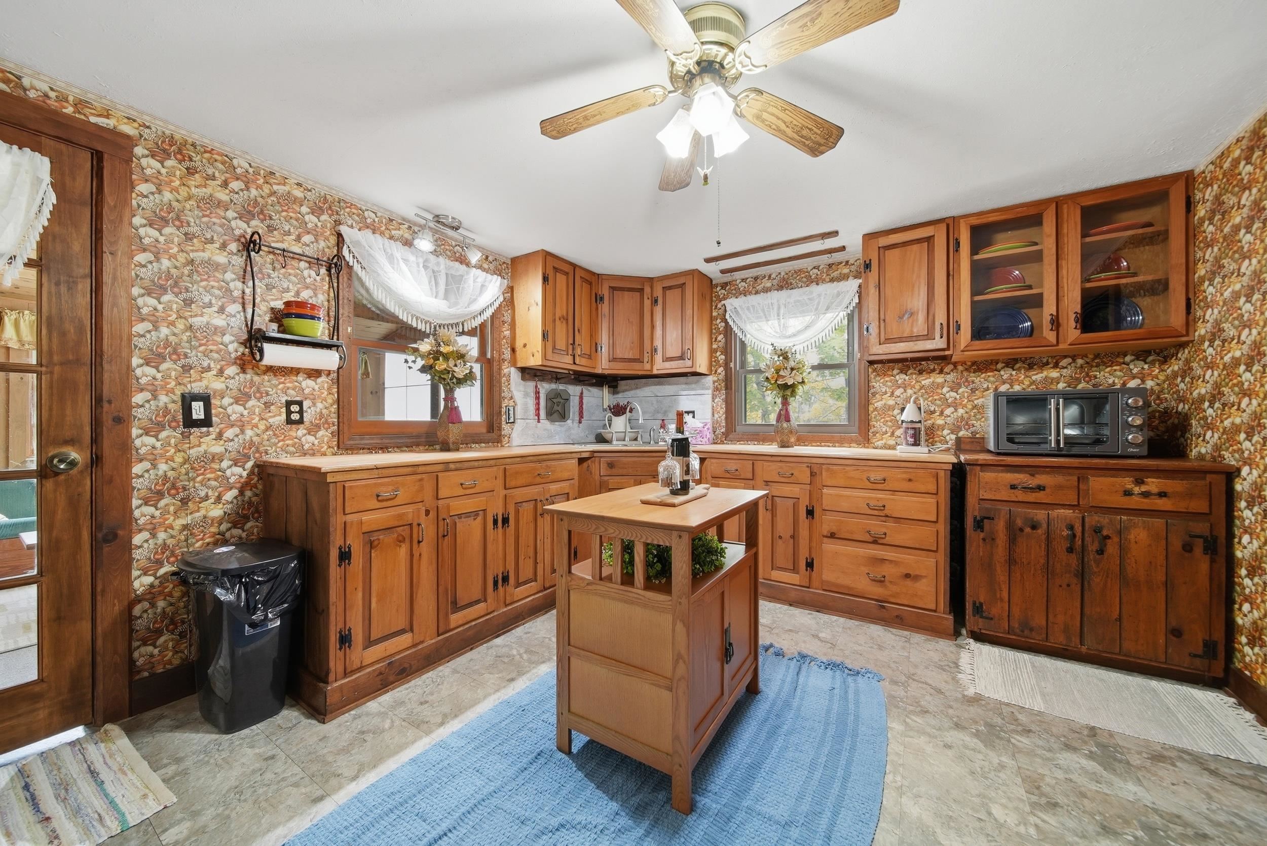 9 Lamb Road Nashua, NH 03062 - Photo 14 of 52