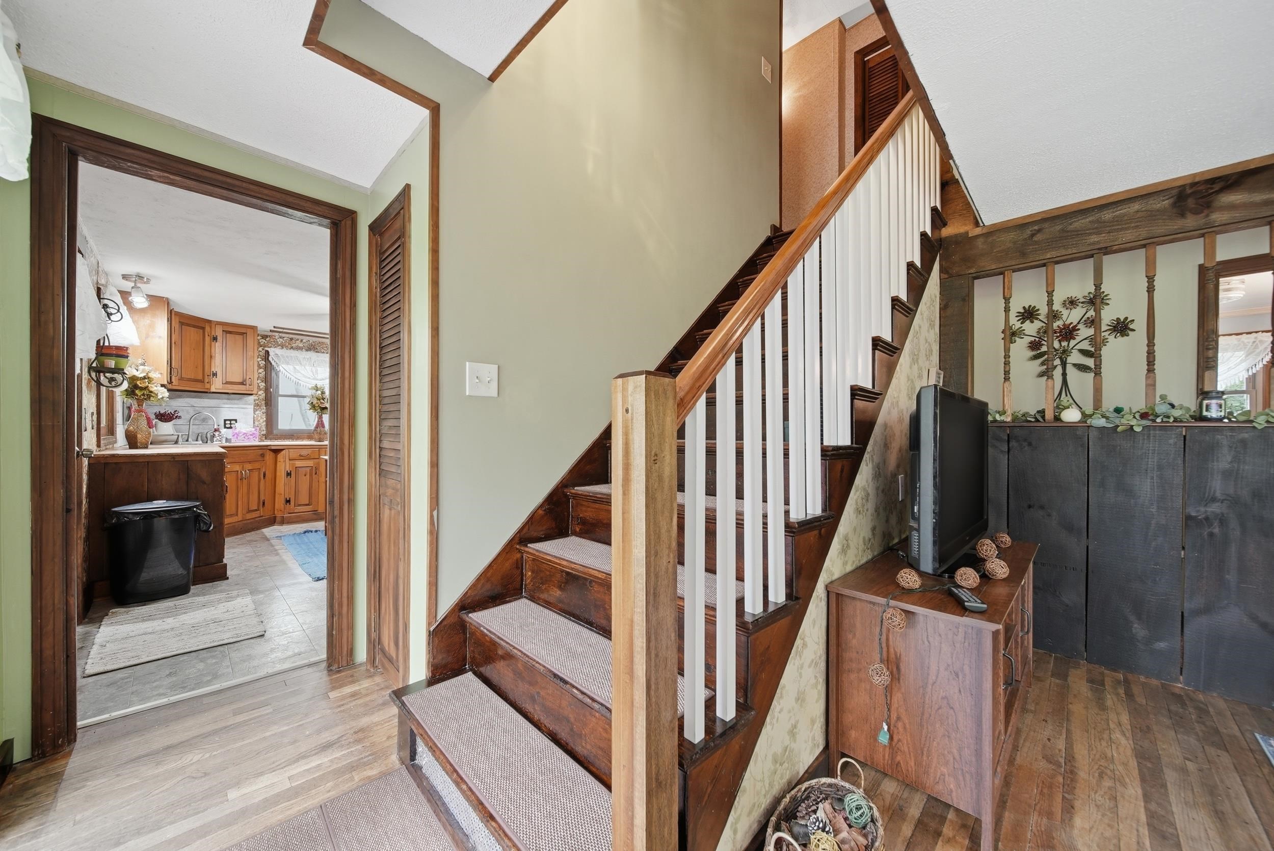 9 Lamb Road Nashua, NH 03062 - Photo 24 of 52