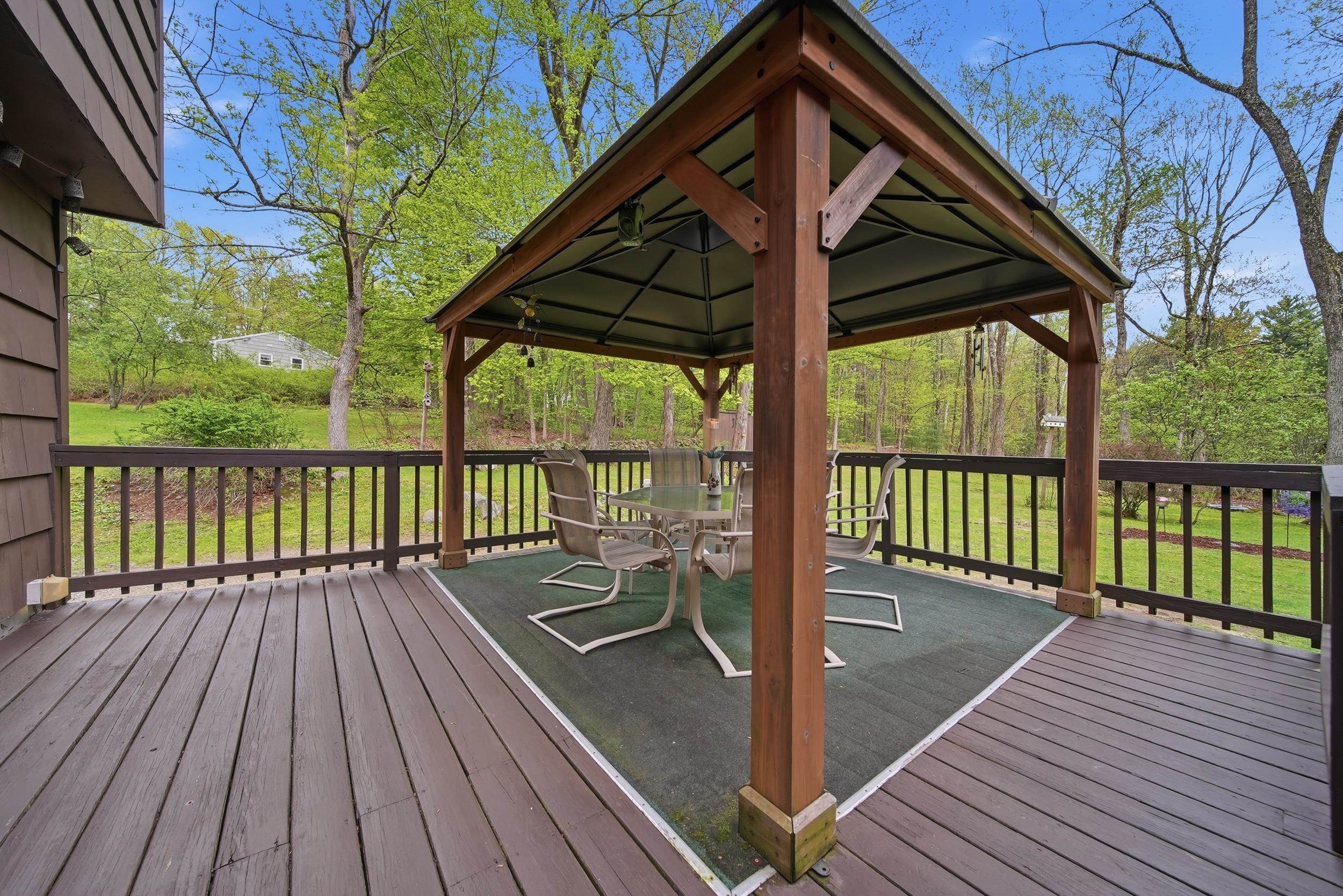 9 Lamb Road Nashua, NH 03062 - Photo 49 of 52