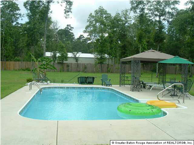 24155 Canyon Road Denham Springs, LA 70726 - Photo 4 of 7 Gallery Image 4