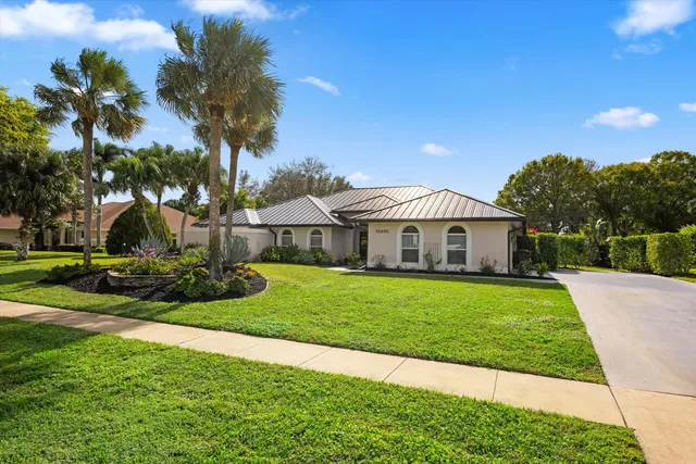 $1,550,000 | 15495 Meadow Wood Drive, Wellington, FL 33414