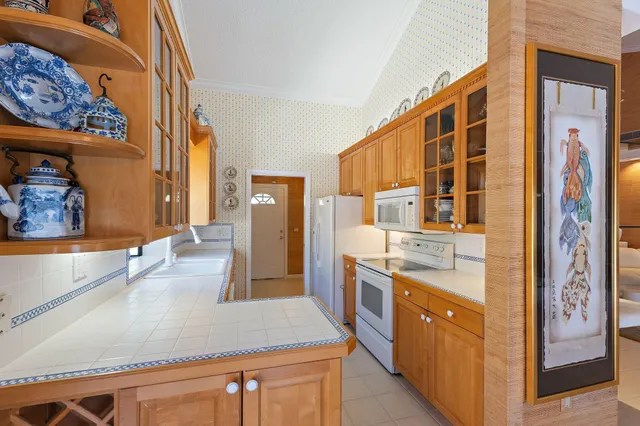 $999,000 | 104 Sand Pine Drive, Jupiter, FL 33477