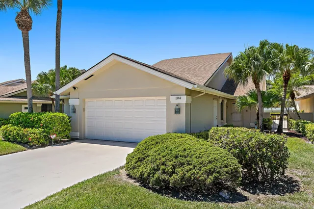 $999,000 | 104 Sand Pine Drive, Jupiter, FL 33477