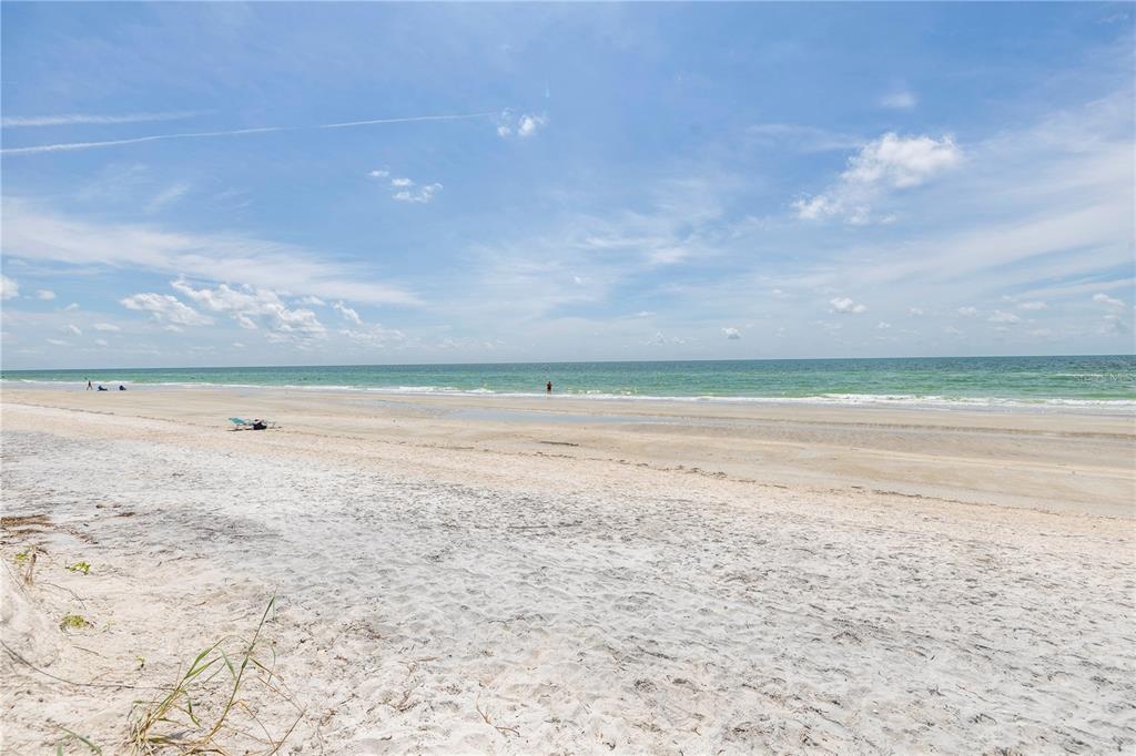 516 Gulf Boulevard Indian Rocks Beach, FL 33785 - Photo 17 of 97