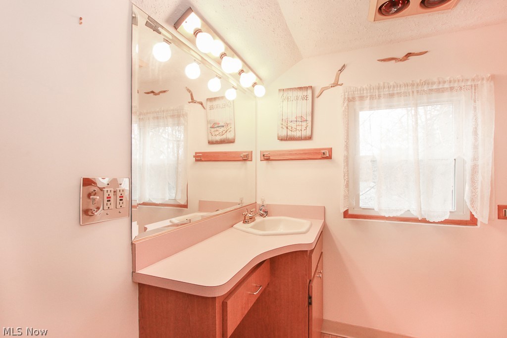 24275 Chardon Road Cleveland, OH 44143 - Photo 16 of 35 Gallery Image 16