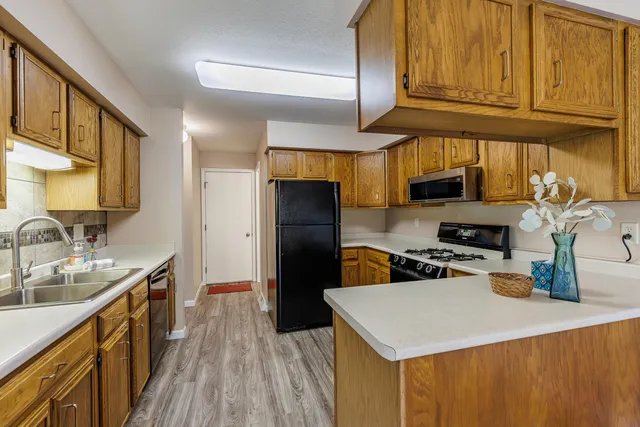 $237,900 | 3380 East Avenue South, La Crosse, WI 54601