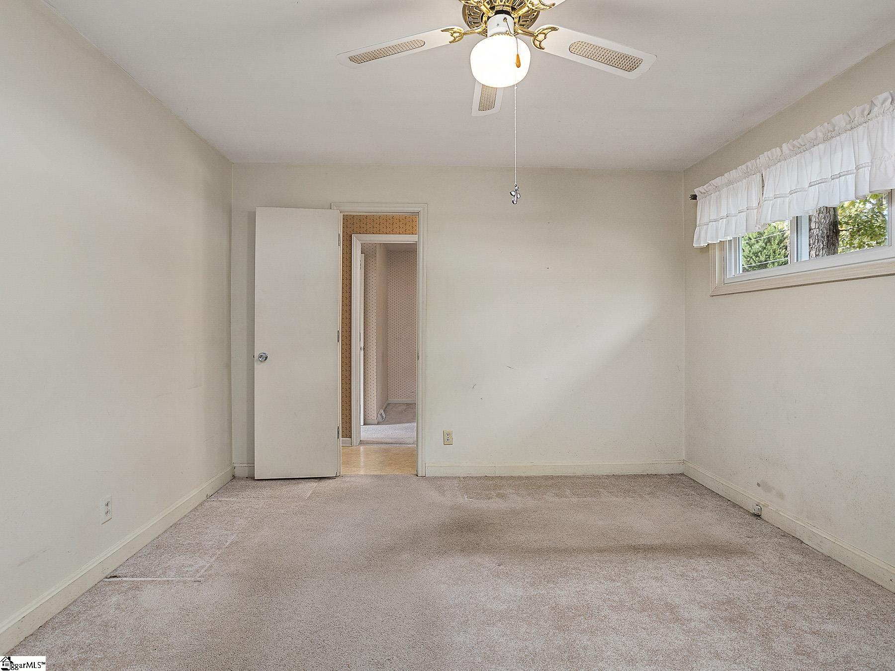 3400 Edwards Road Taylors, SC 29687 - Photo 14 of 30 Gallery Image 14