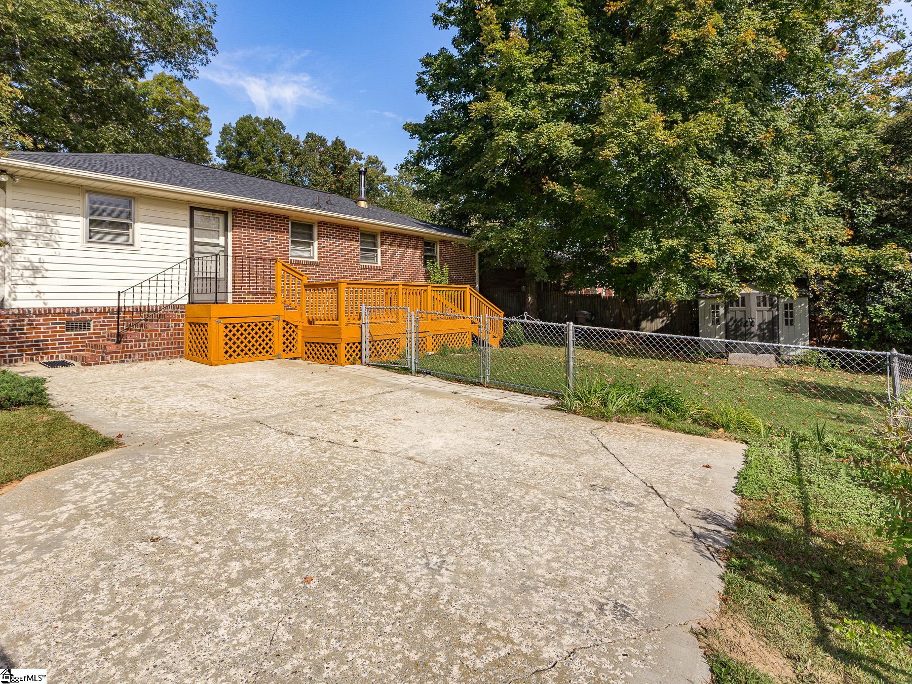 3400 Edwards Road Taylors, SC 29687 - Photo 23 of 30 Gallery Image 23