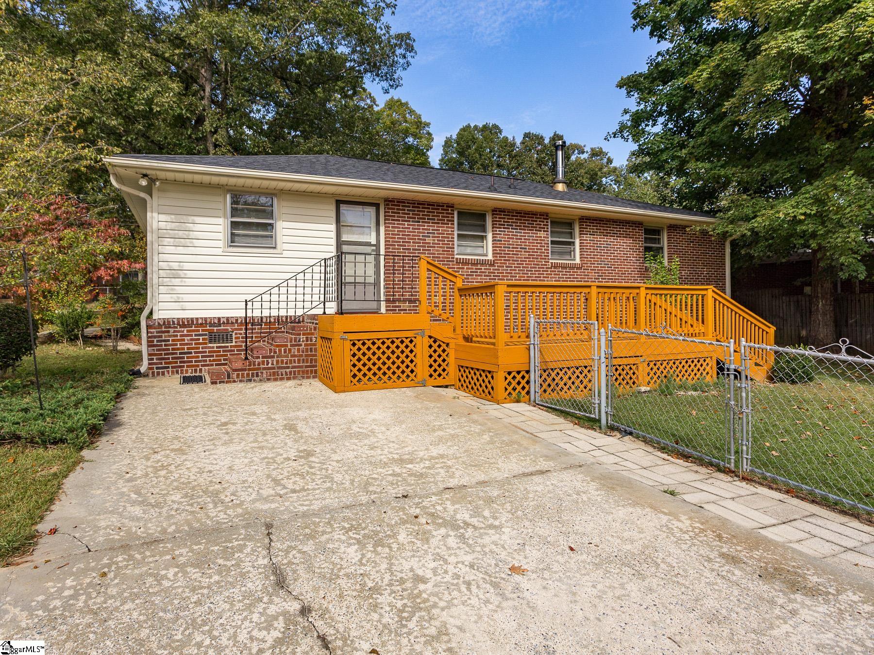 3400 Edwards Road Taylors, SC 29687 - Photo 24 of 30 Gallery Image 24