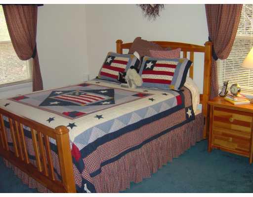 36 Moraine Road Plum, PA 15239 - Photo 12 of 17 Master Bedroom. MASTER BEDROOM IS 15X10 W/PRIVATE FULL BATH