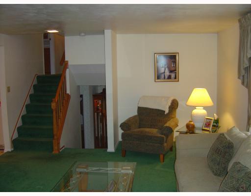 Living Room. SO MUCH OPEN SPACE IN THIS 22X14 ROOM