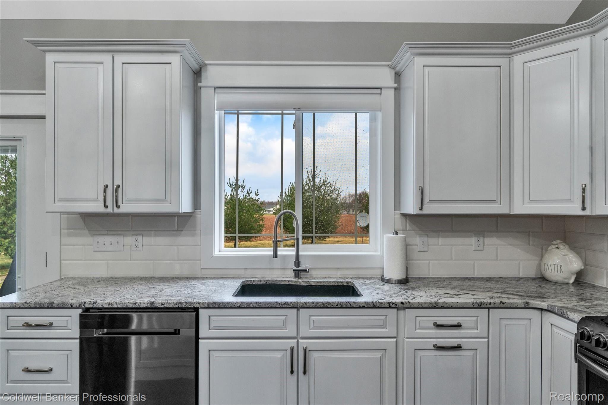 9105 Copper Ridge Court Davison, MI 48423 - Photo 12 of 42 15-9105 Copper Ridge Ct-windowstill-real-estate-photography-15.jpg